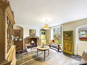Drawing Room- click for photo gallery